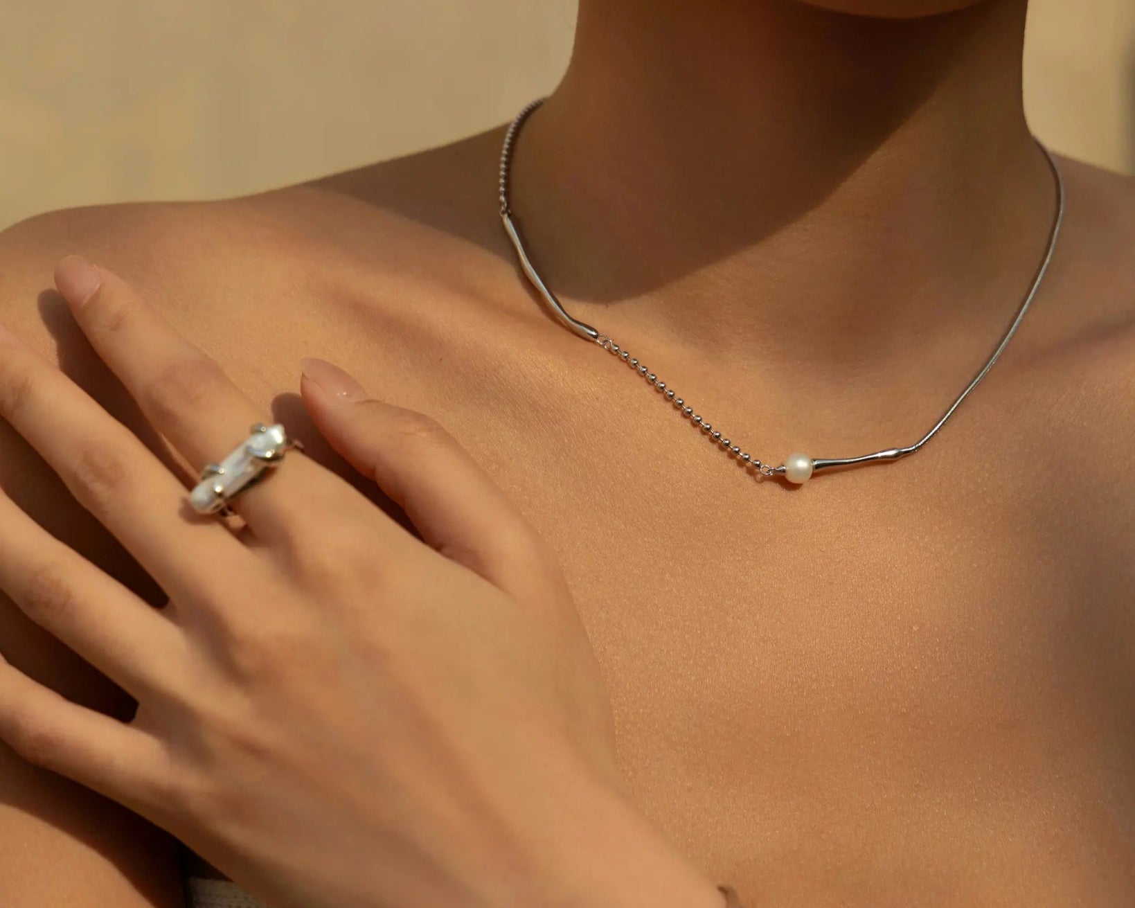 Cloud - Veil Pearl Bracelet - Alarita