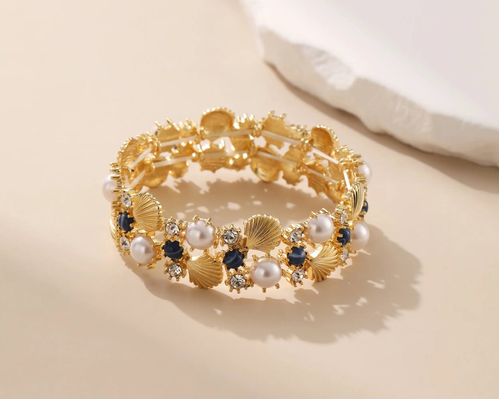Pearl Shell Bracelet - Alarita