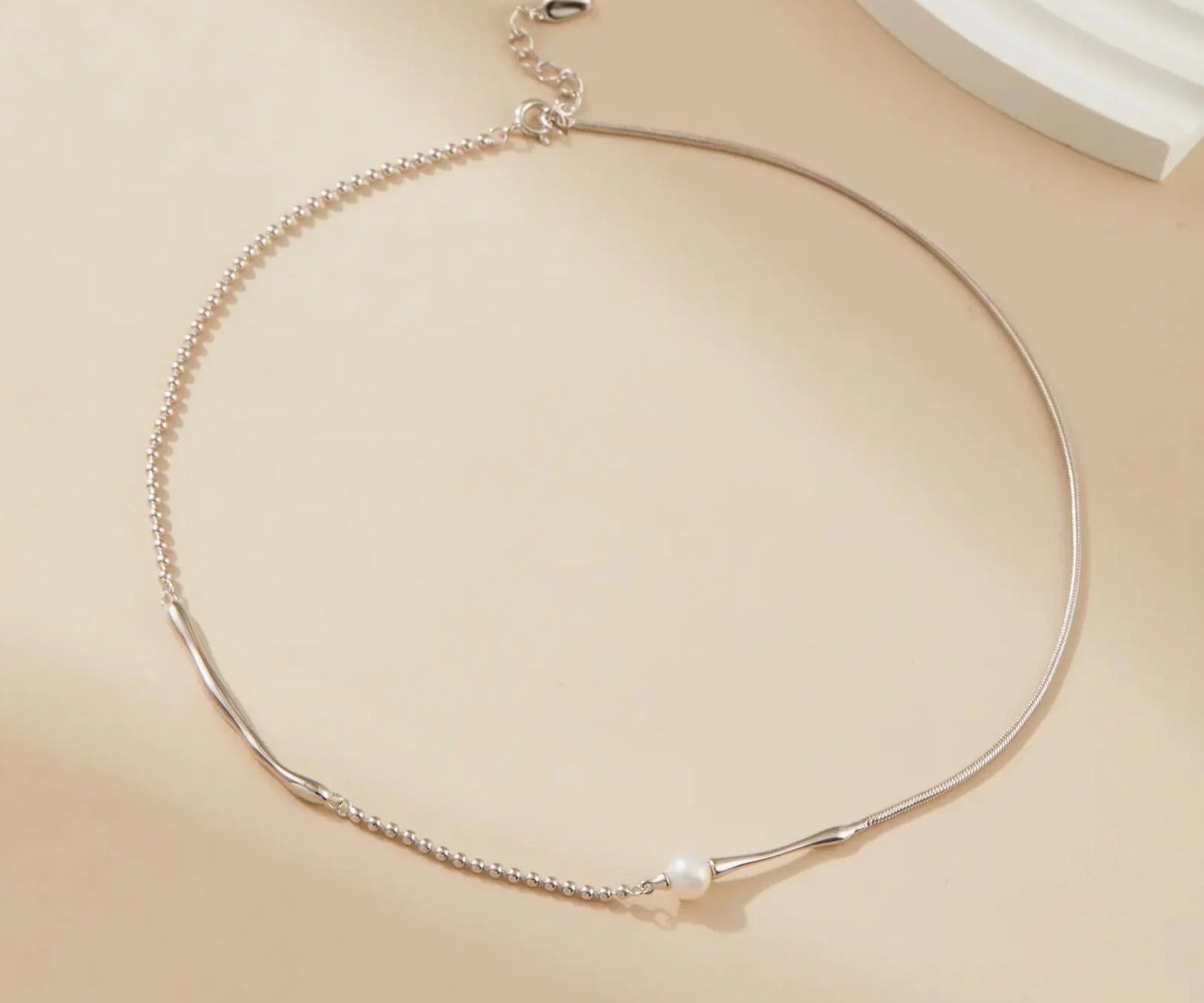 Sterling Silver Round Pearl Necklace - Alarita