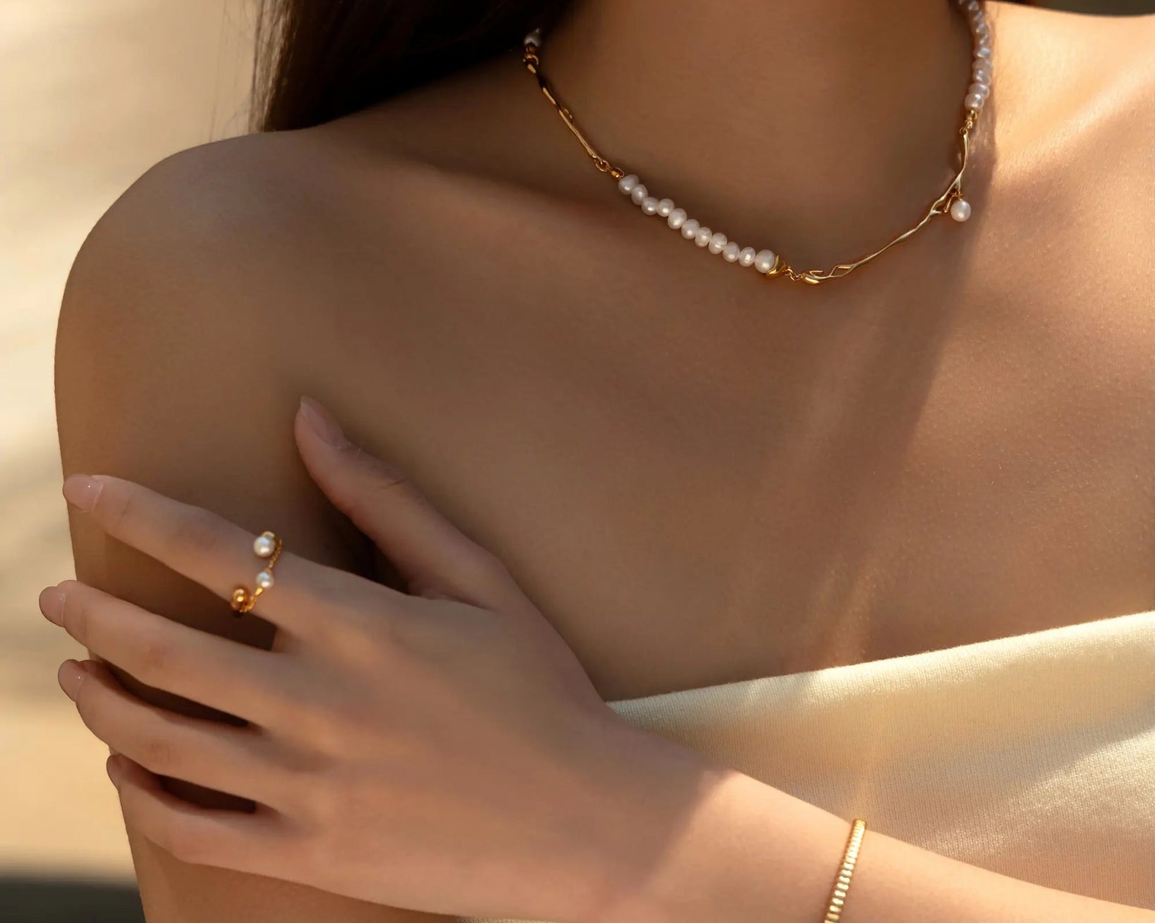Sterling Silver Shell Pearl Ring - Alarita