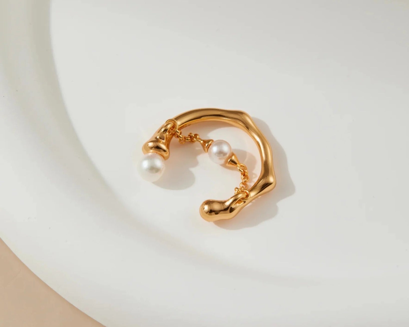 Sterling Silver Shell Pearl Ring - Alarita