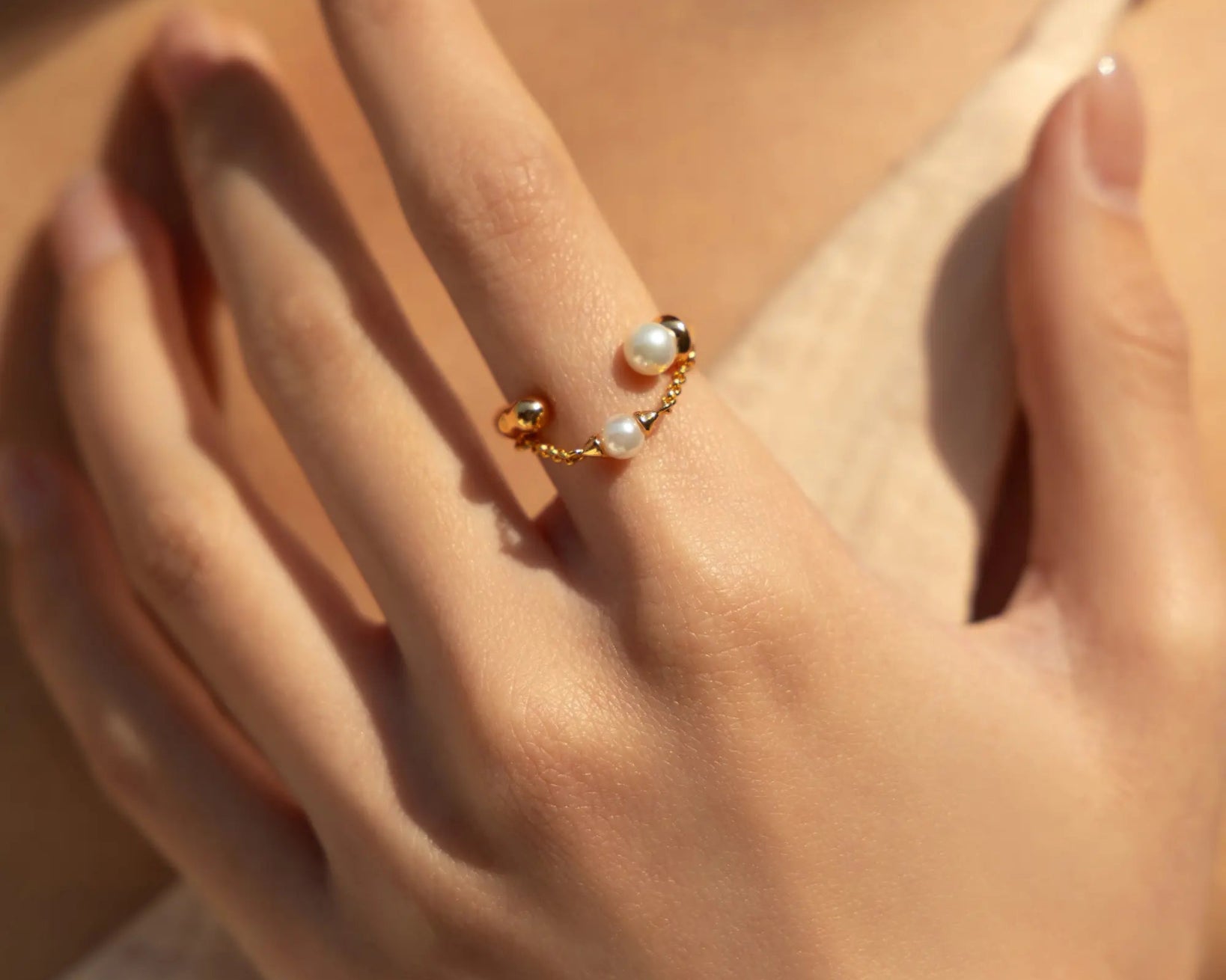 Sterling Silver Shell Pearl Ring - Alarita