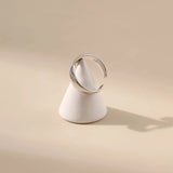 Möbius Twist Texture Ring - Alarita
