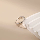 Möbius Twist Texture Ring - Alarita