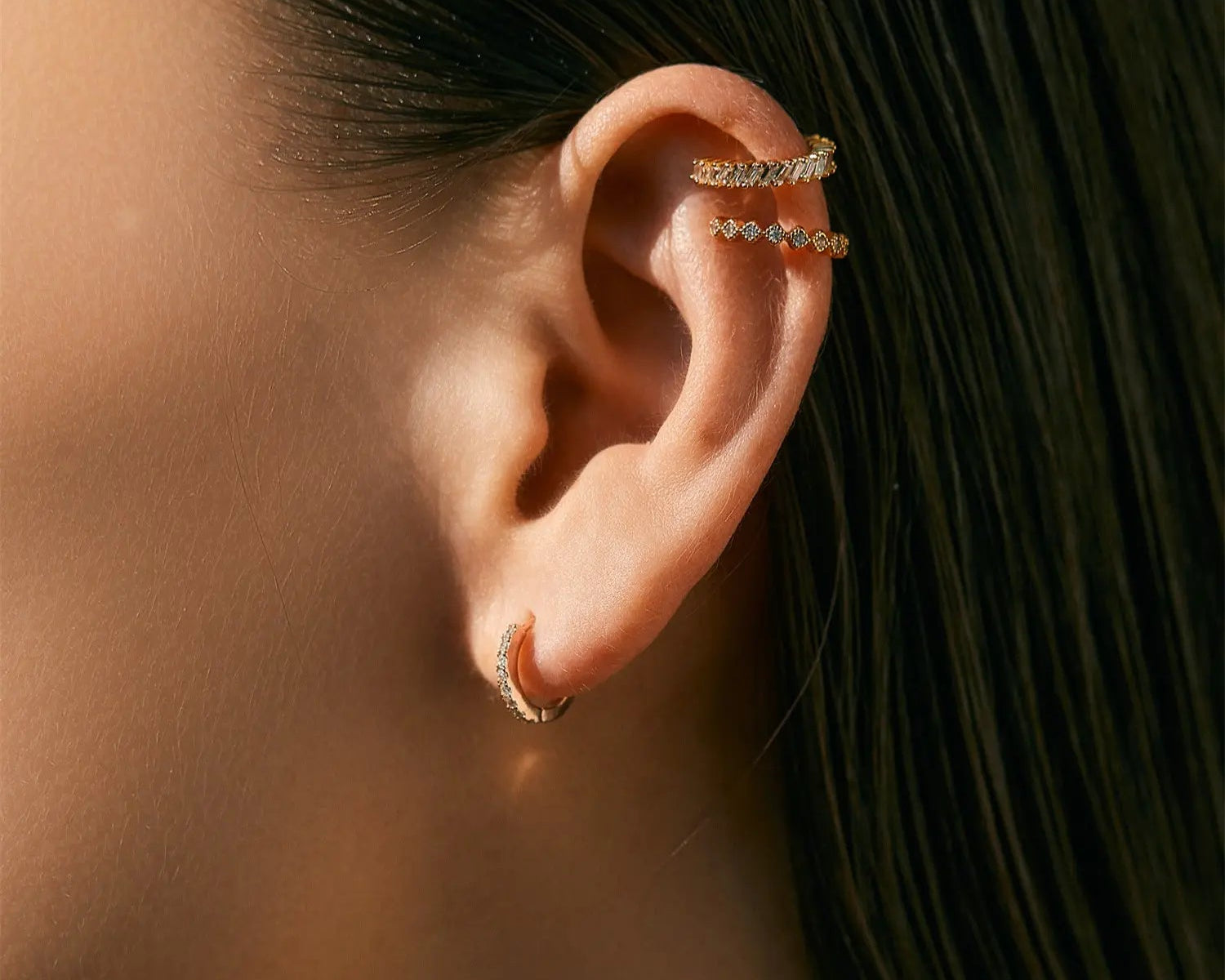 Rectangular Cubic Zirconia Ear Cuff - Alarita