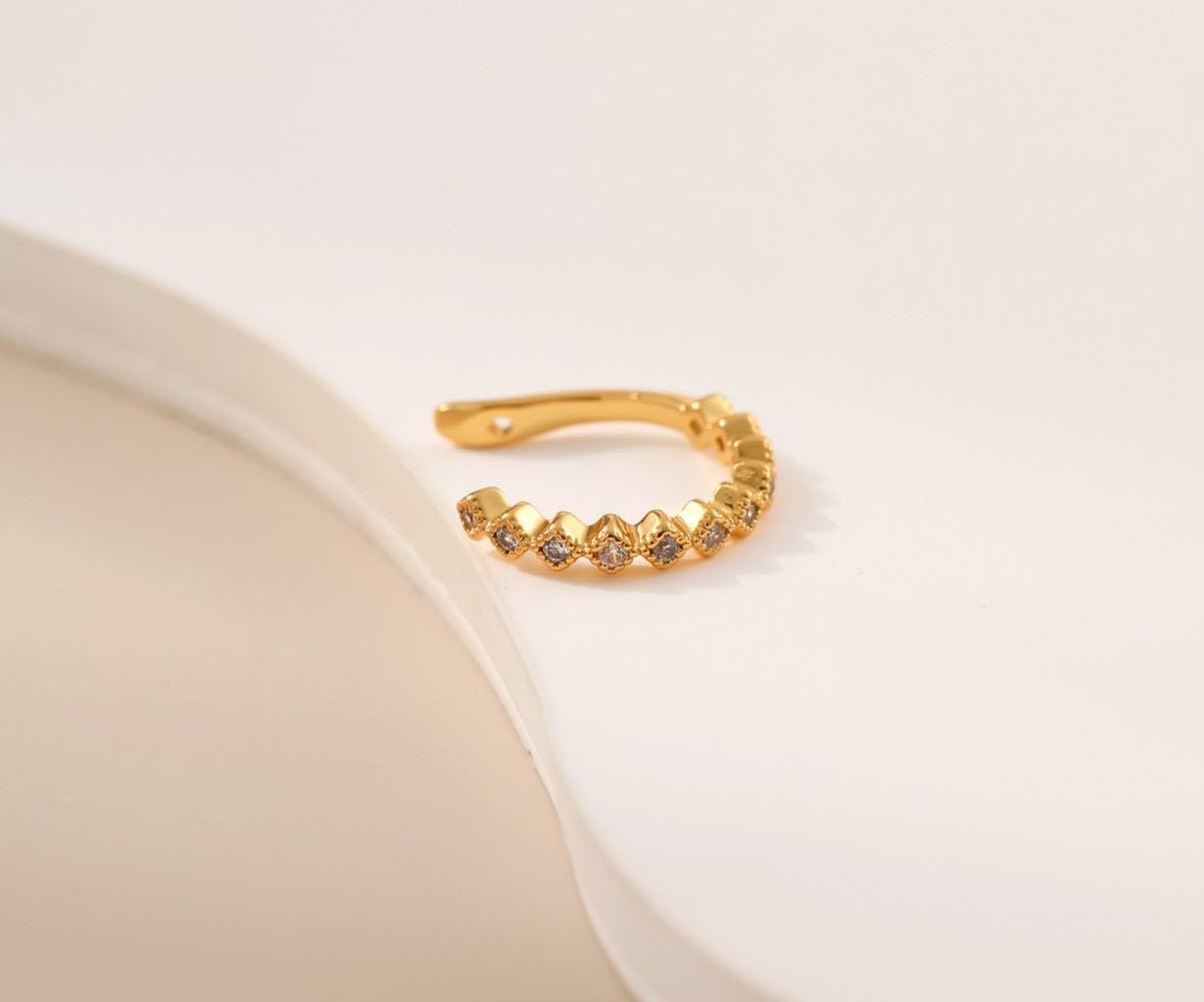 Square Cubic Zirconia Ear Cuff - Alarita