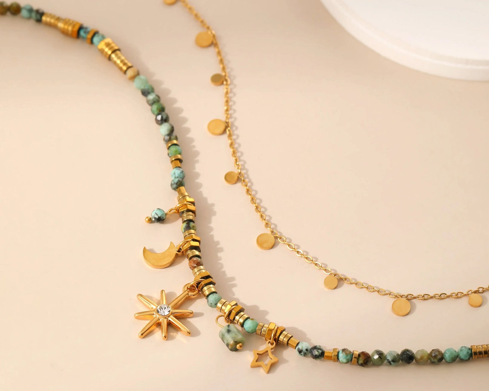 Vintage Star Pendant Necklace - Alarita
