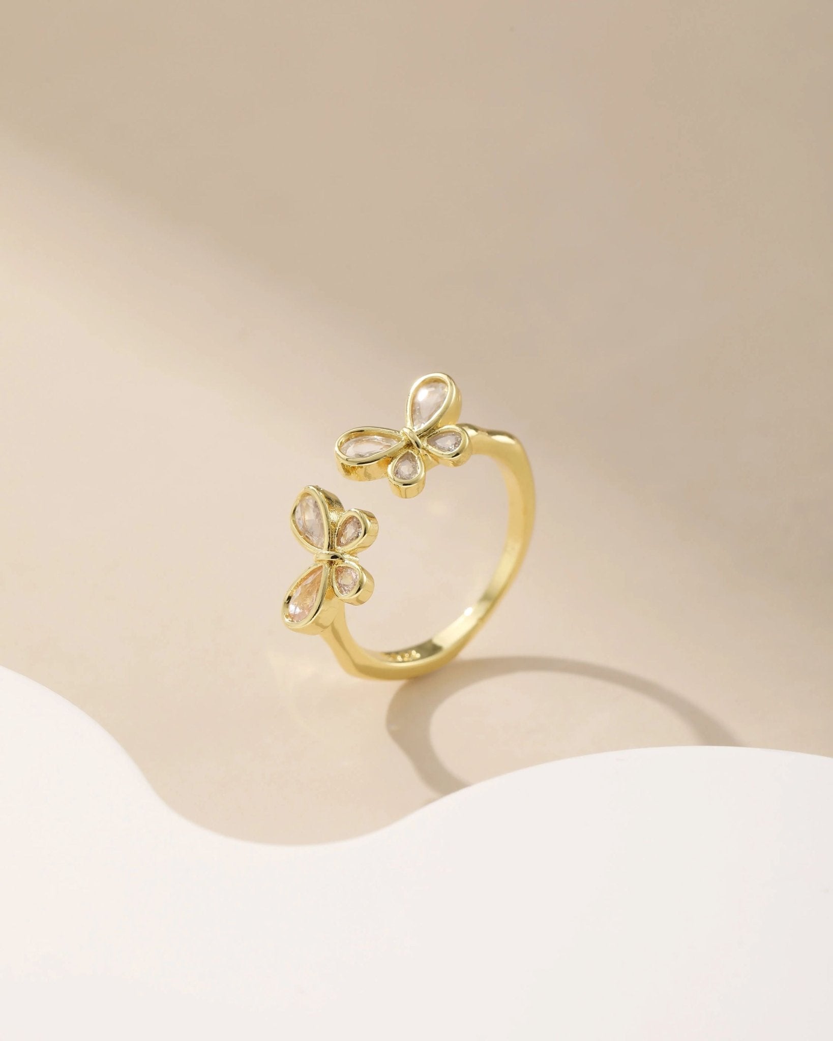 Clover Butterfly Ring - Alarita