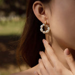 Vintage Gold - Finished Pearl Earrings - Alarita
