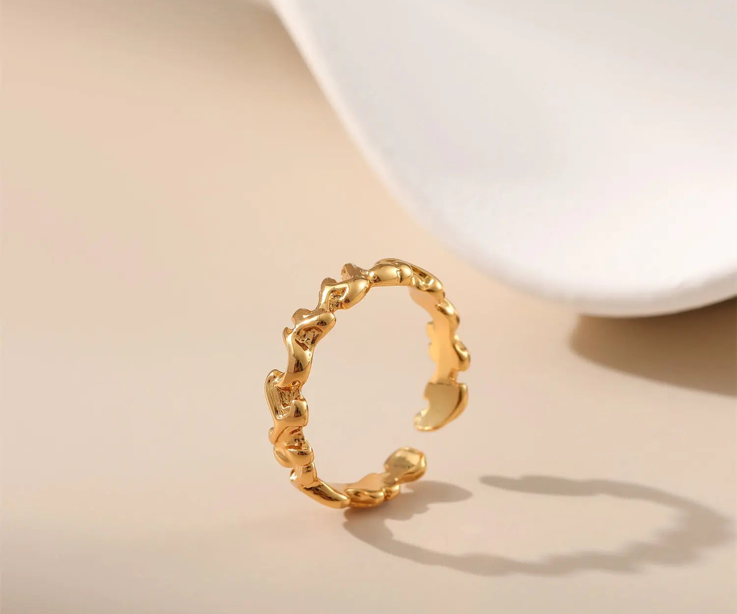 French Luxe Wave Crest Open Ring