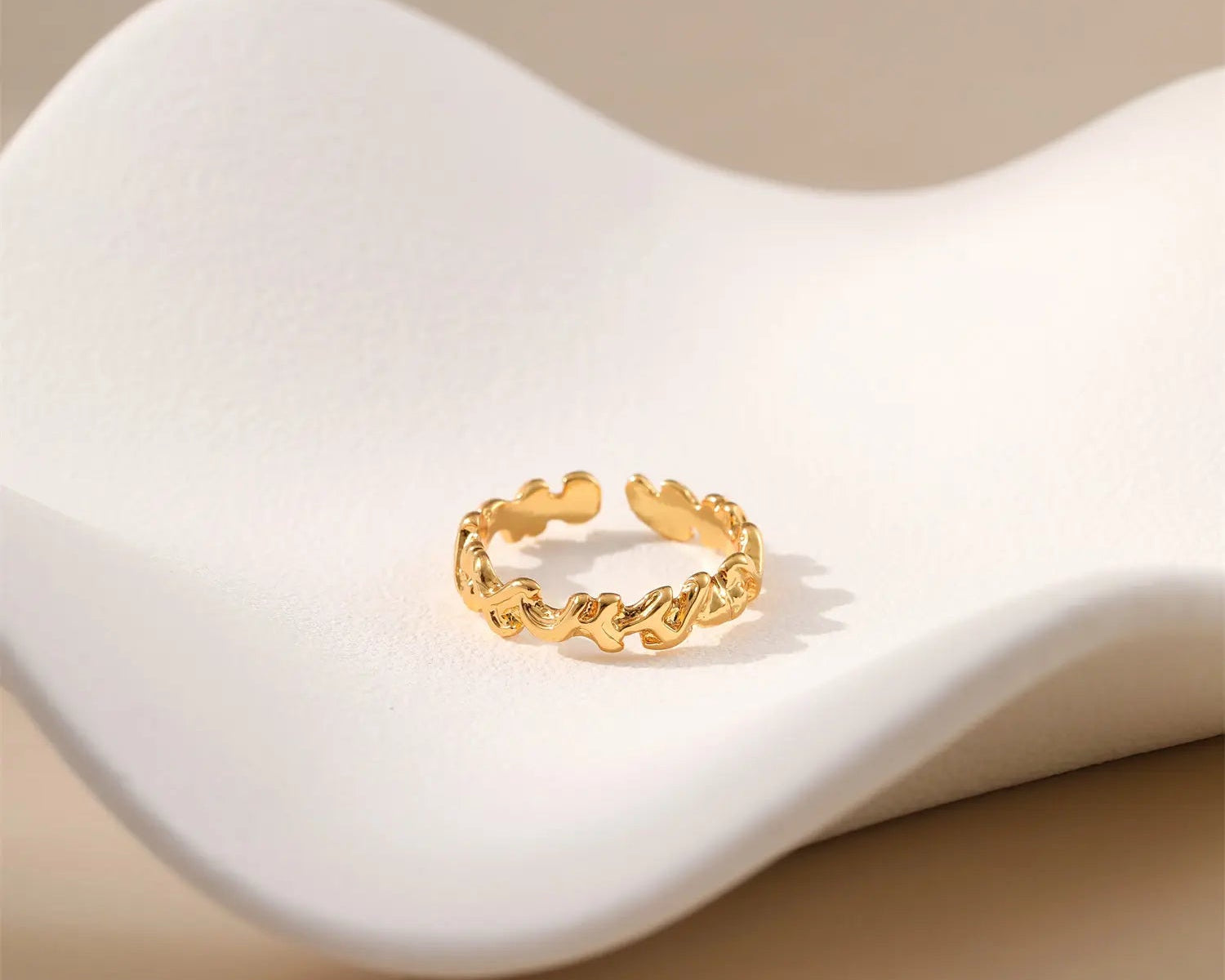 French Luxe Wave Crest Open Ring
