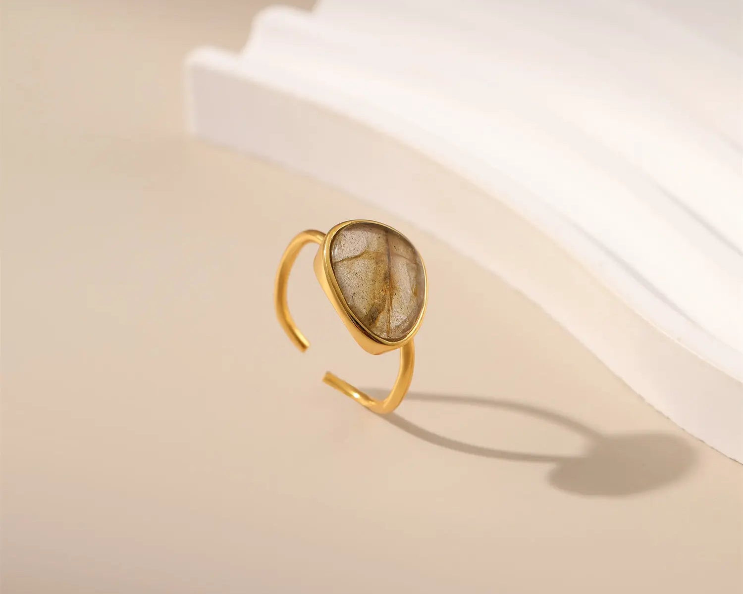  Moonstone Ring - Gold - Alarita