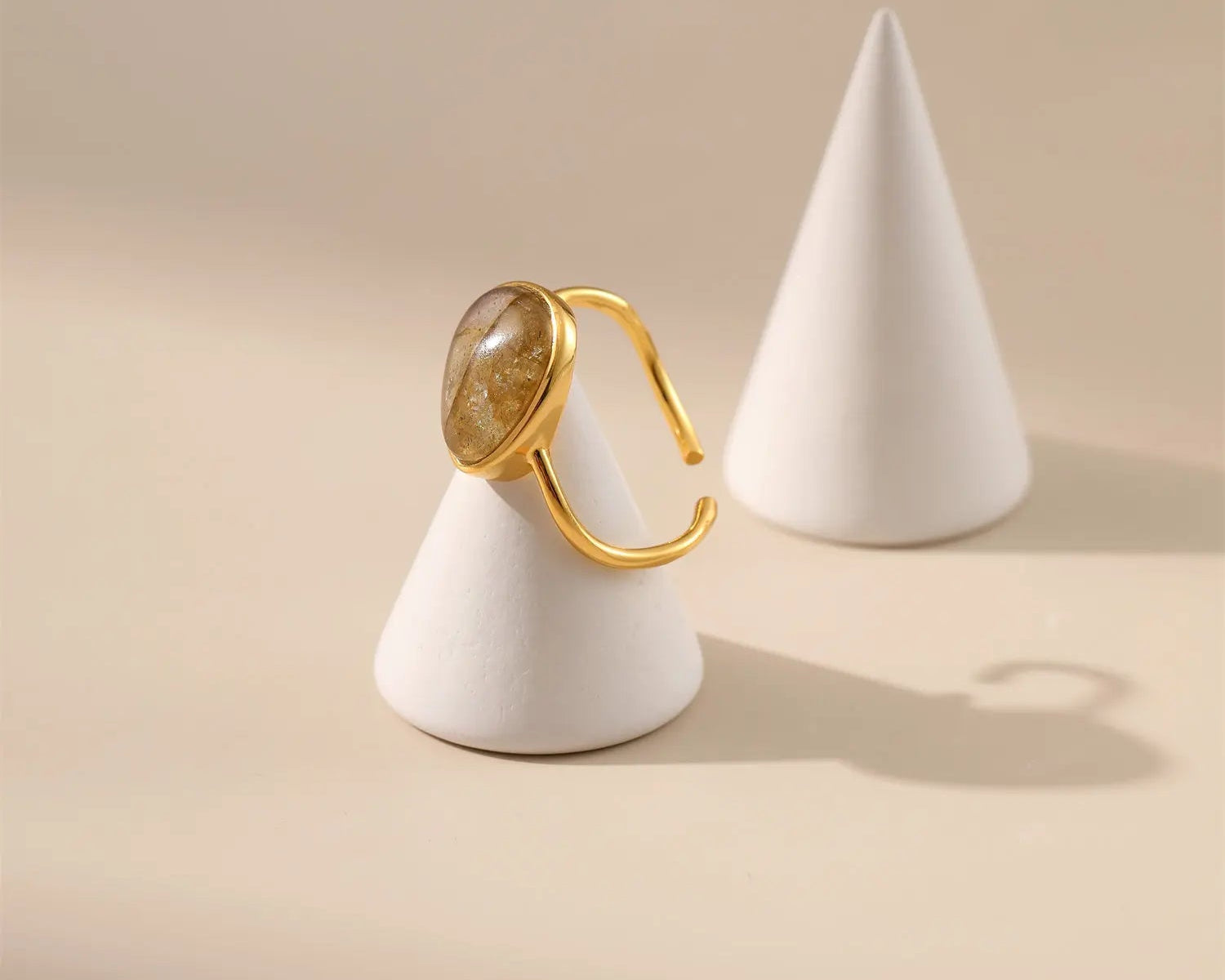  Moonstone Ring - Gold - Alarita