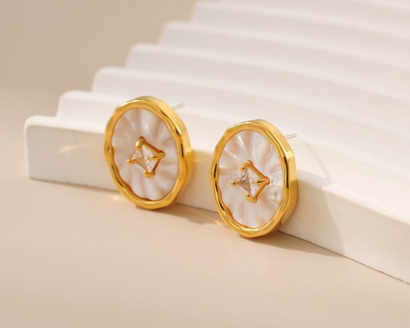 Mother of Pearl Shell Studs - Alarita