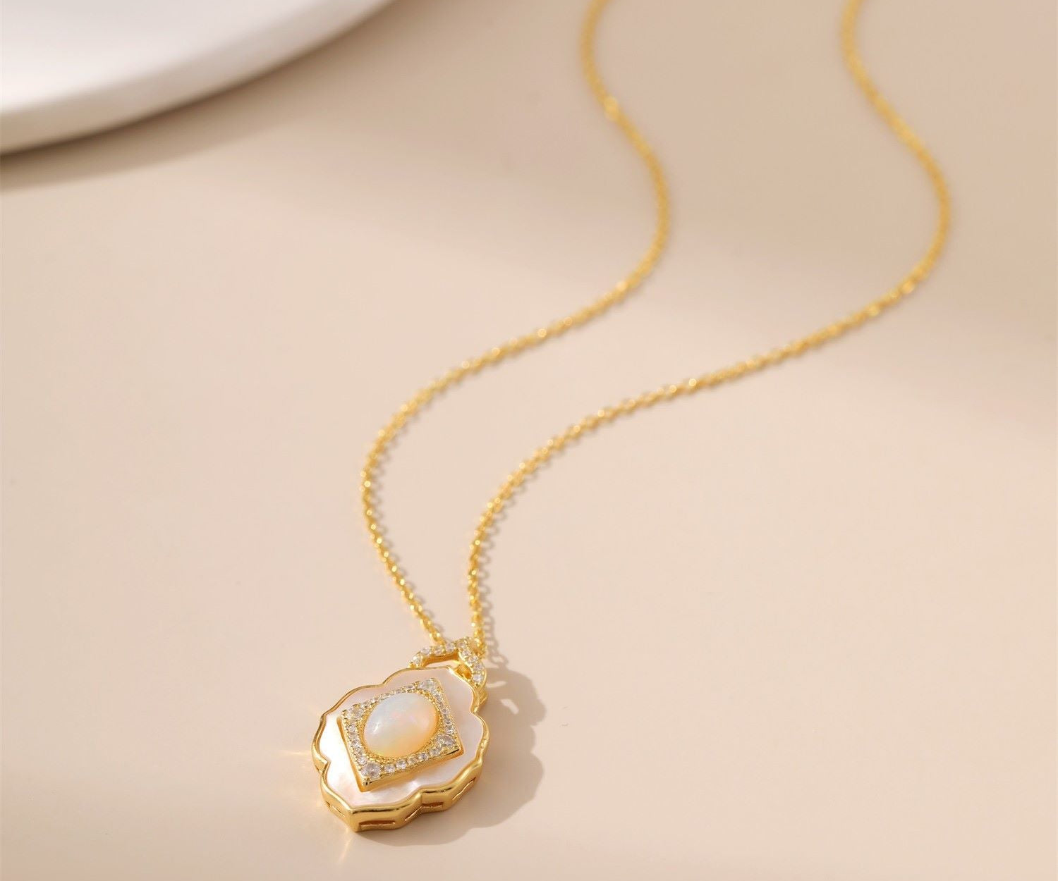Natural Australian Opal Vintage Necklace - Alarita
