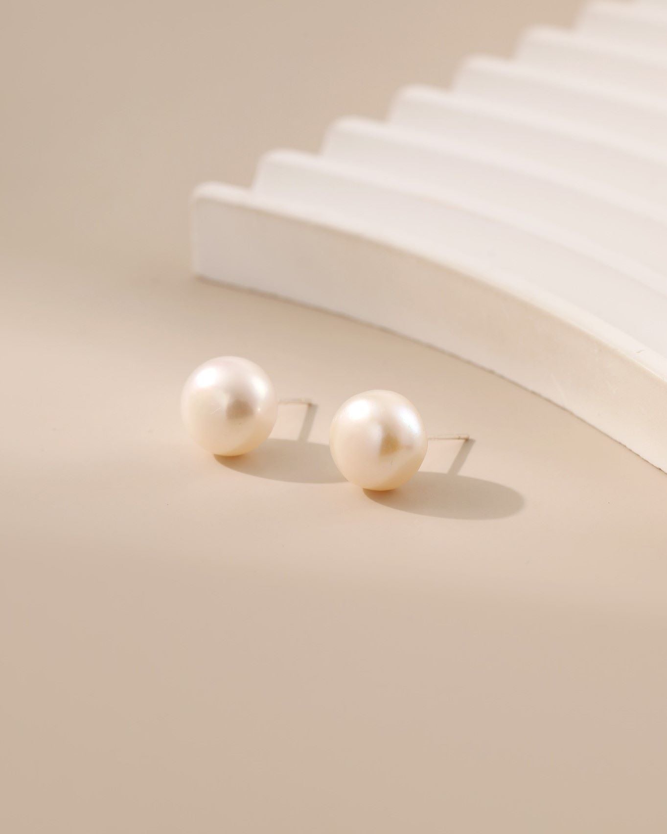 Natural Baroque Pearl Earrings - Alarita