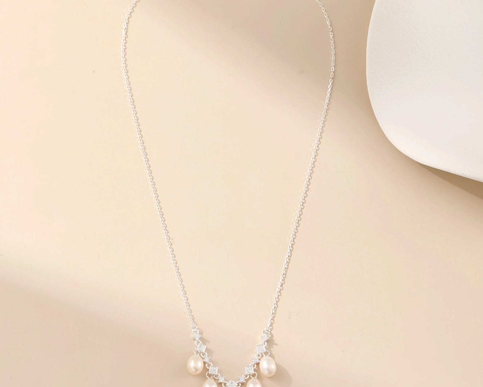 Natural Freshwater Aurora Pearl Necklace - Alarita