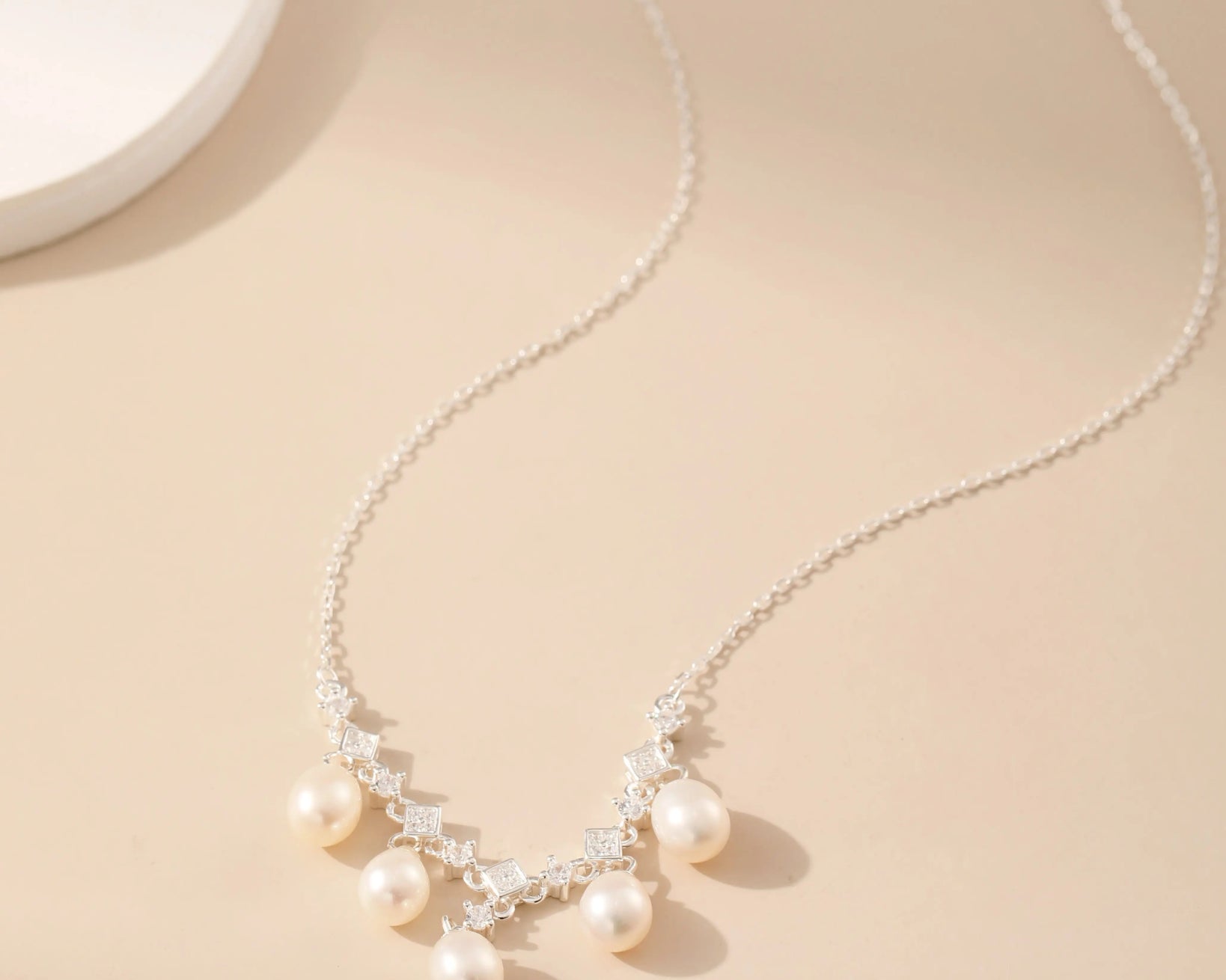 Natural Freshwater Aurora Pearl Necklace - Alarita