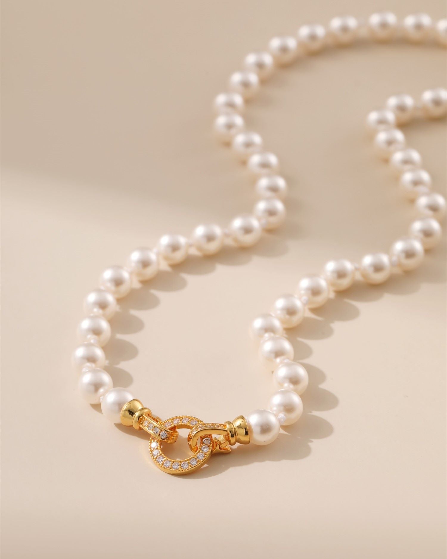 Round Pearl Necklace - Alarita