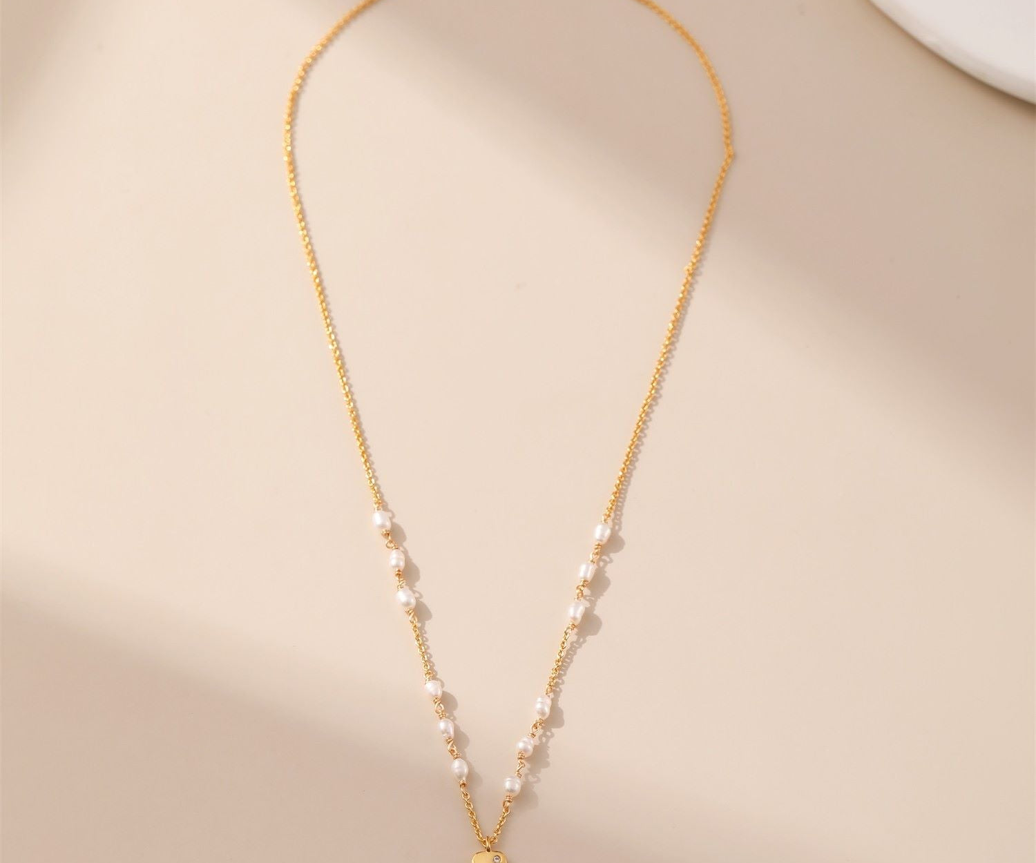 Star Coin Charm Pendant Pearl Necklace - Alarita